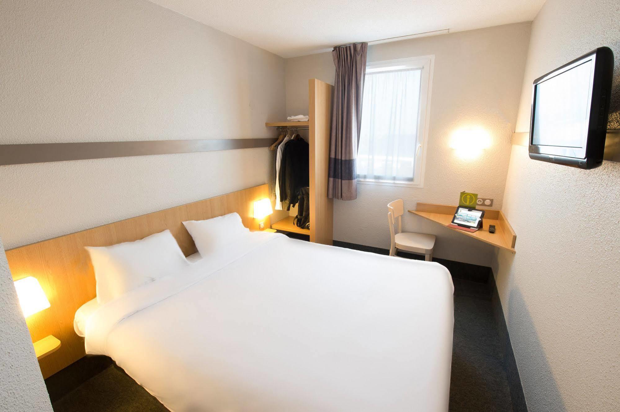 B&B Hotel Chateauroux Déols Екстериор снимка